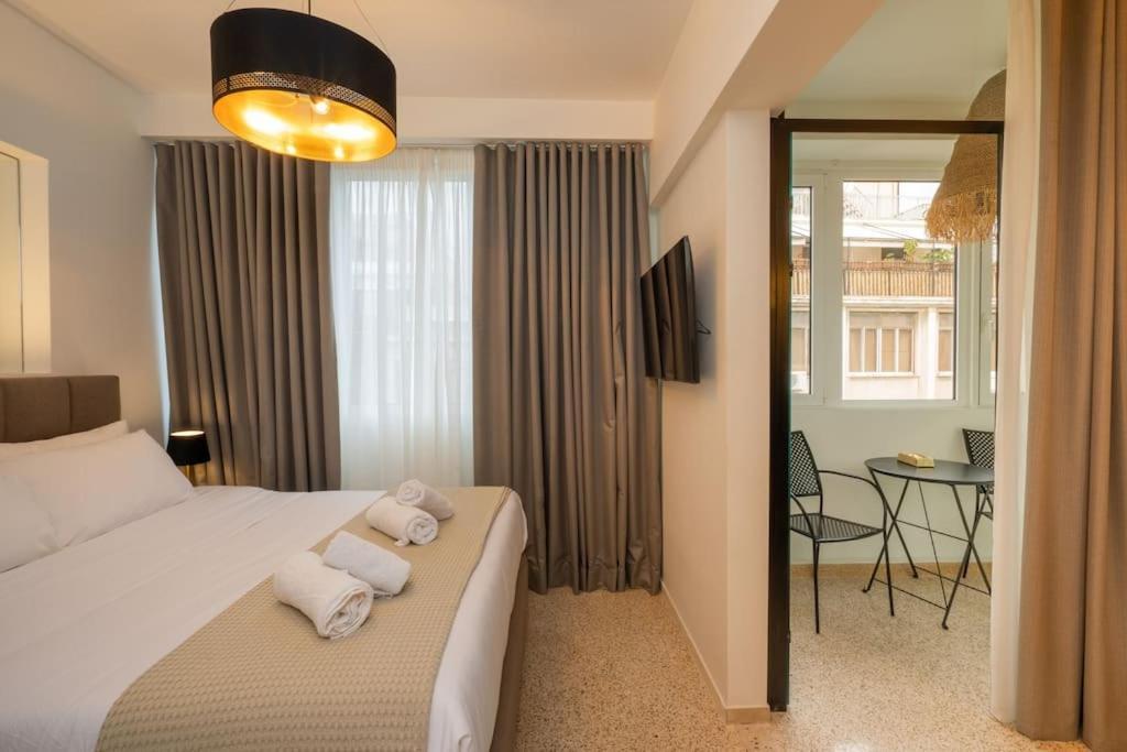 Dema Luxury Suites - Perikleous E6 Athen Eksteriør bilde